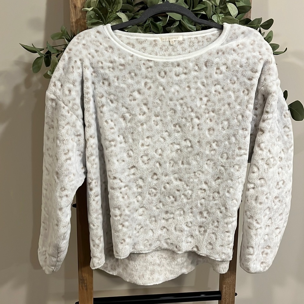Z Supply snow leopard fleece